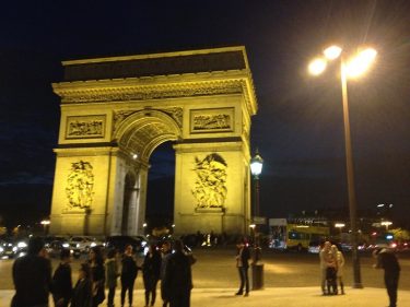 子連れ旅行、フランスのパリの歴史と主な観光地と治安について